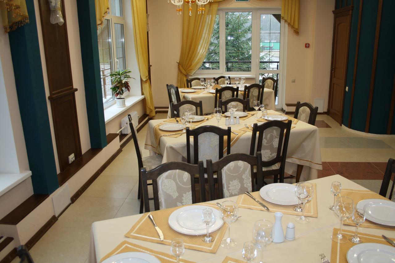Belovezhskaya Pushcha Hotel Complex Zharkovshina Eksteriør bilde